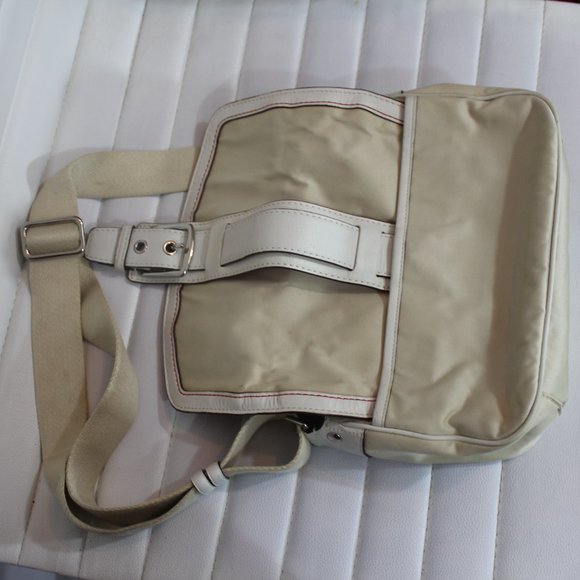 COACH Hampton Beige Cream Red Convertible Signature Purse No:A0769-F10707 - Picture 10 of 13